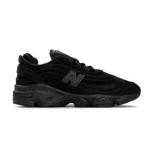 1000 | Black
