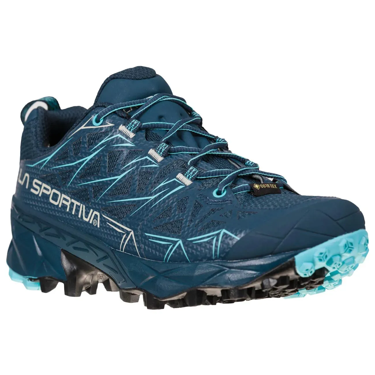 Akyra GTX W