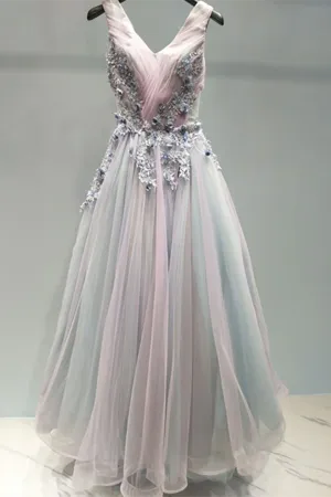 Anneprom Beautiful Prom Dress A line V neck Applique Ombre Tulle Long Prom Dresses Evening Dress APP0527