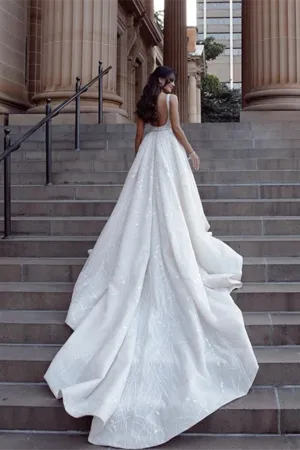 Anneprom Gorgeous Beaded Lace Spaghetti Straps A line Chapel Train Wedding Dresses APW0379