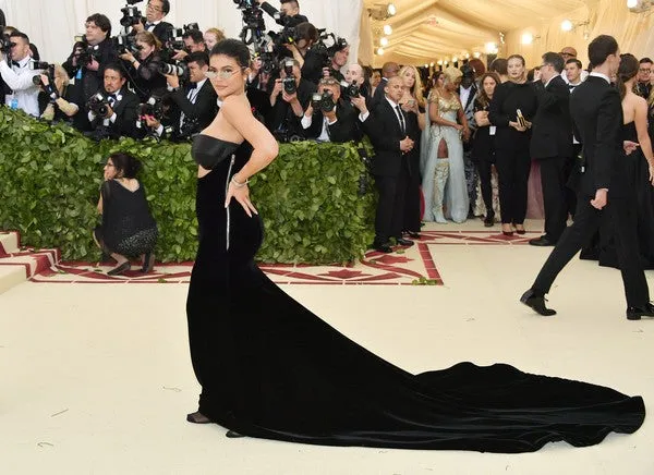 Black Kylie Jenner Velvet Strapless Cut Outs Dress Long Prom Celebrity Red Carpet Dress Met Gala