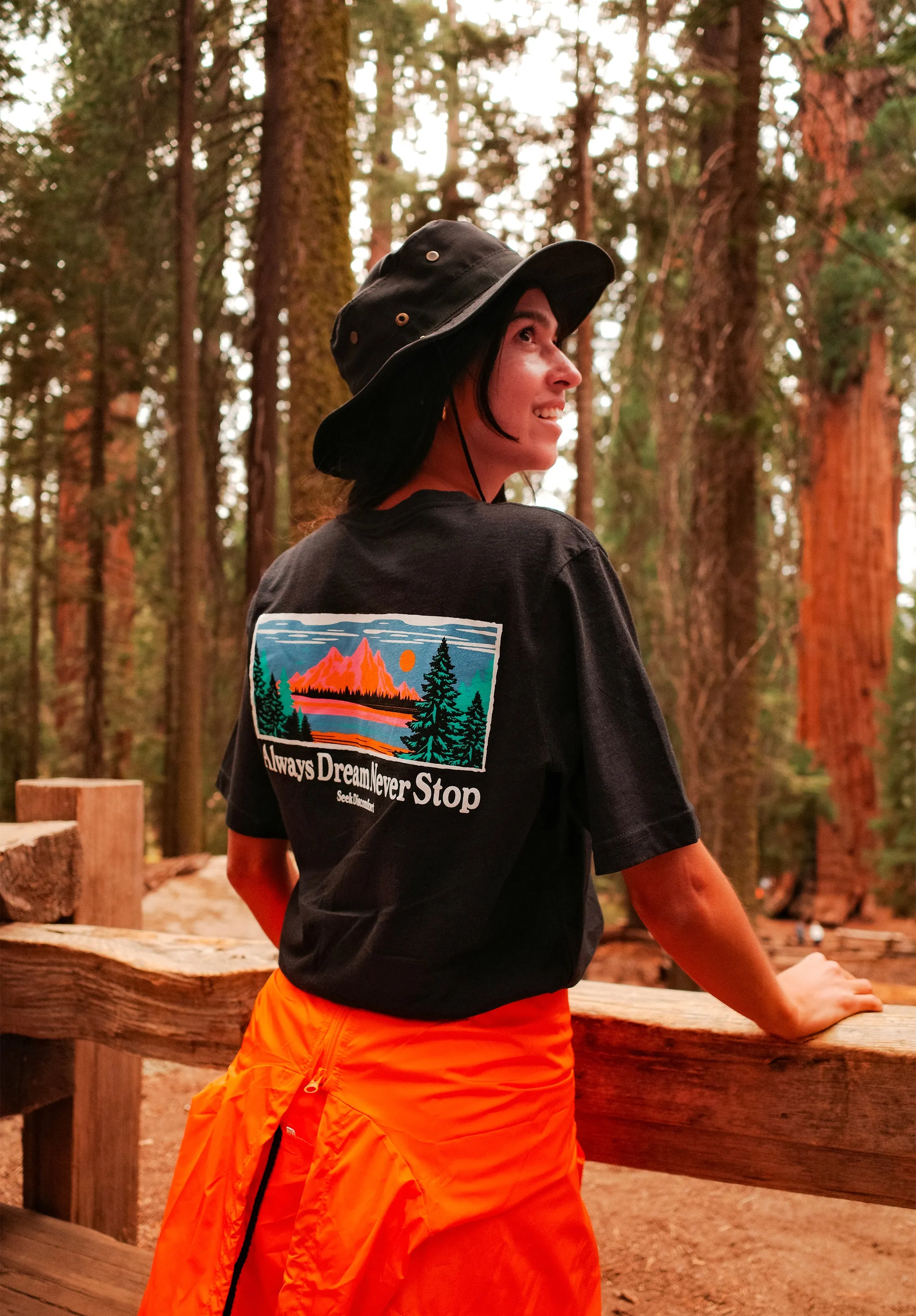 Climb Mountains Trail Tee Black