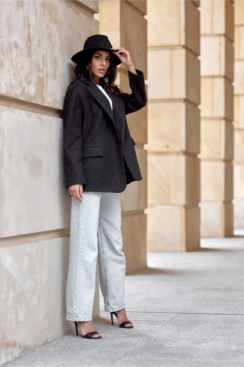 Decorative Lapel Voluminous Blazer