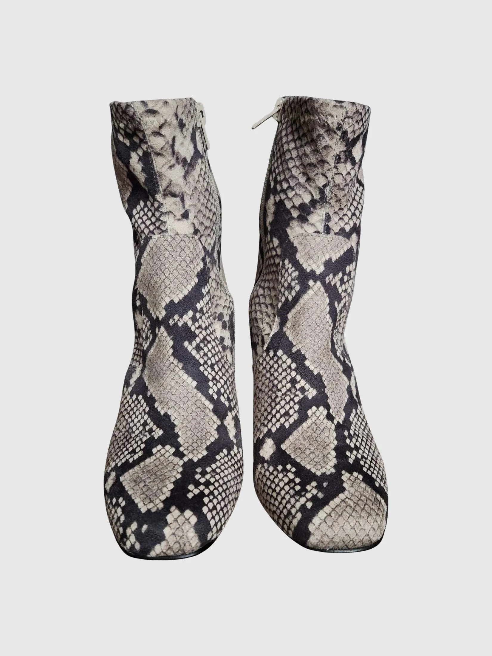 EVANA SNAKE - SM REBOOTED