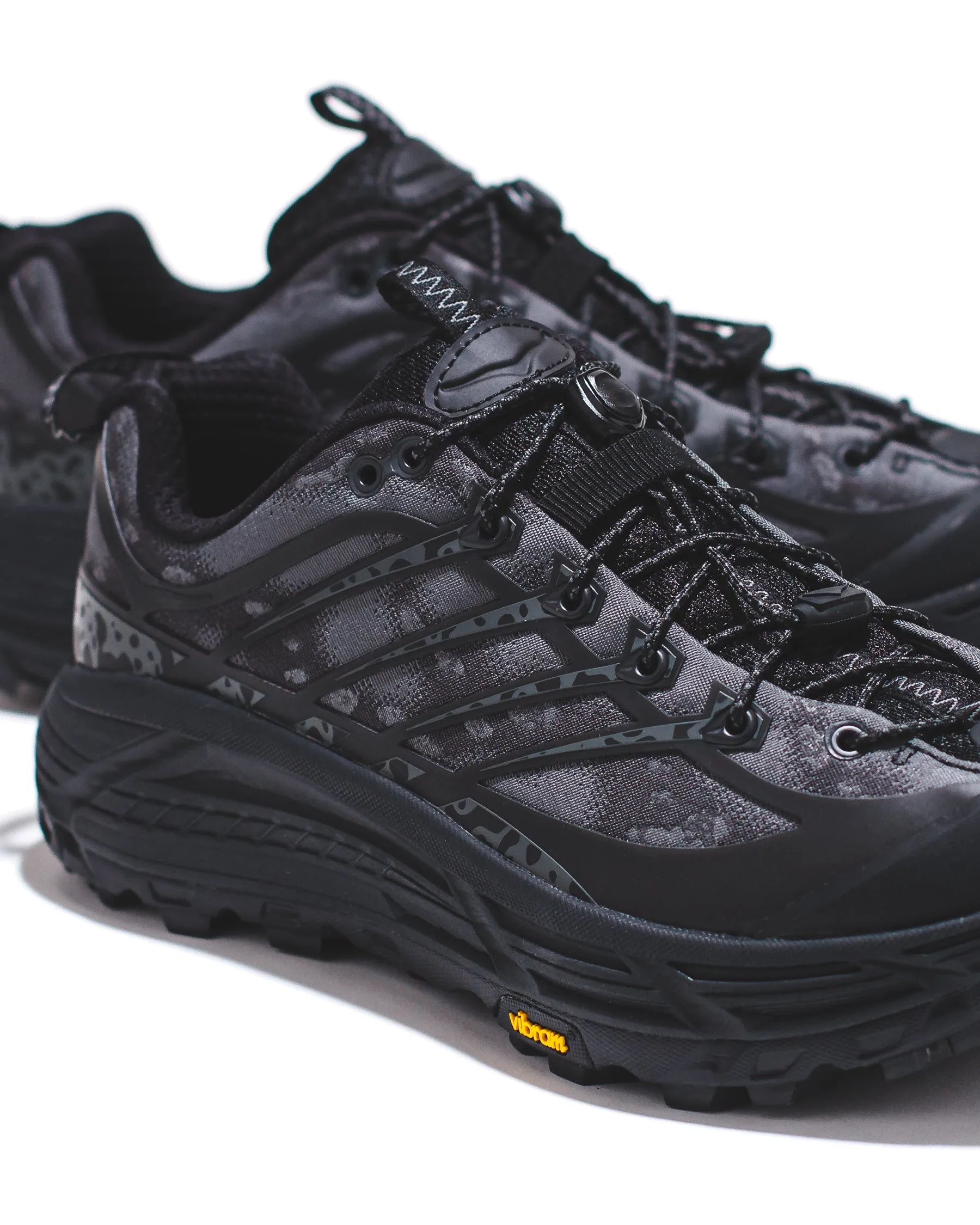 Hoka One One Unisex Mafate Three 2 TS Black Carbon Black 1162770-BBNB