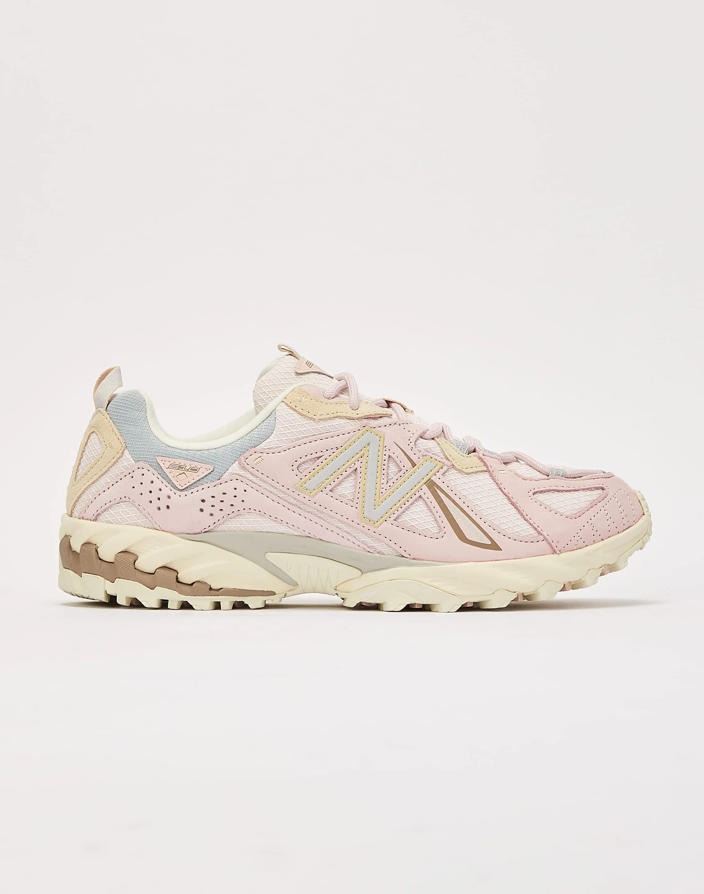 New Balance 610v1