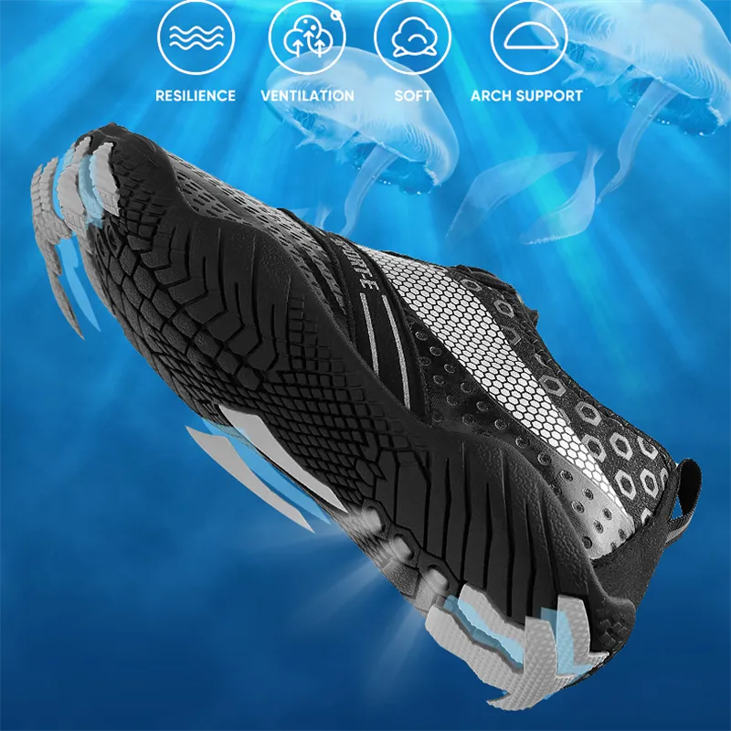 New Men Aqua Shoes Quick Dry Beach Shoes Breathable