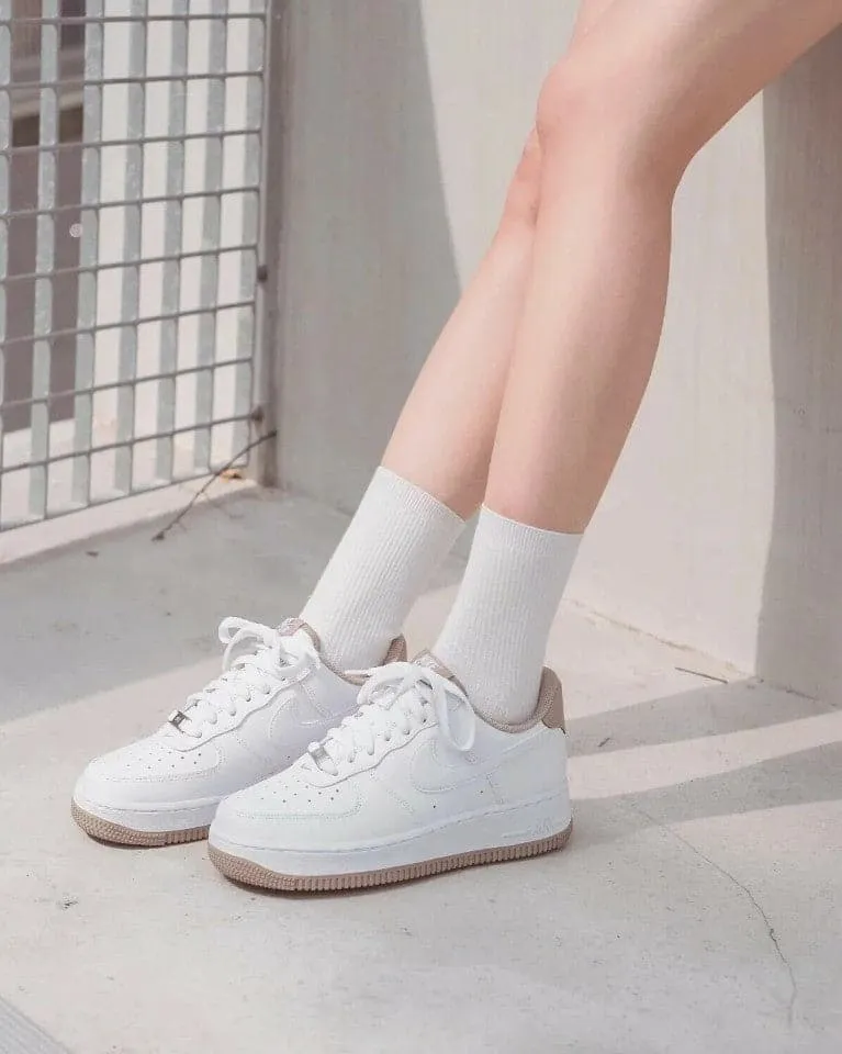 Nike Air Force 1 '07 烏龍茶