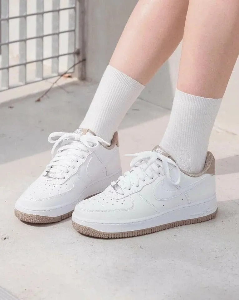 Nike Air Force 1 '07 烏龍茶