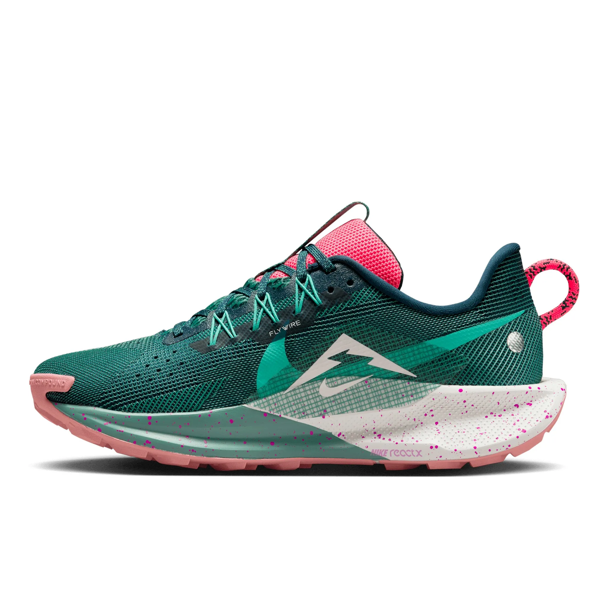 NIKE PEGASUS TRAIL 5 - FEMME