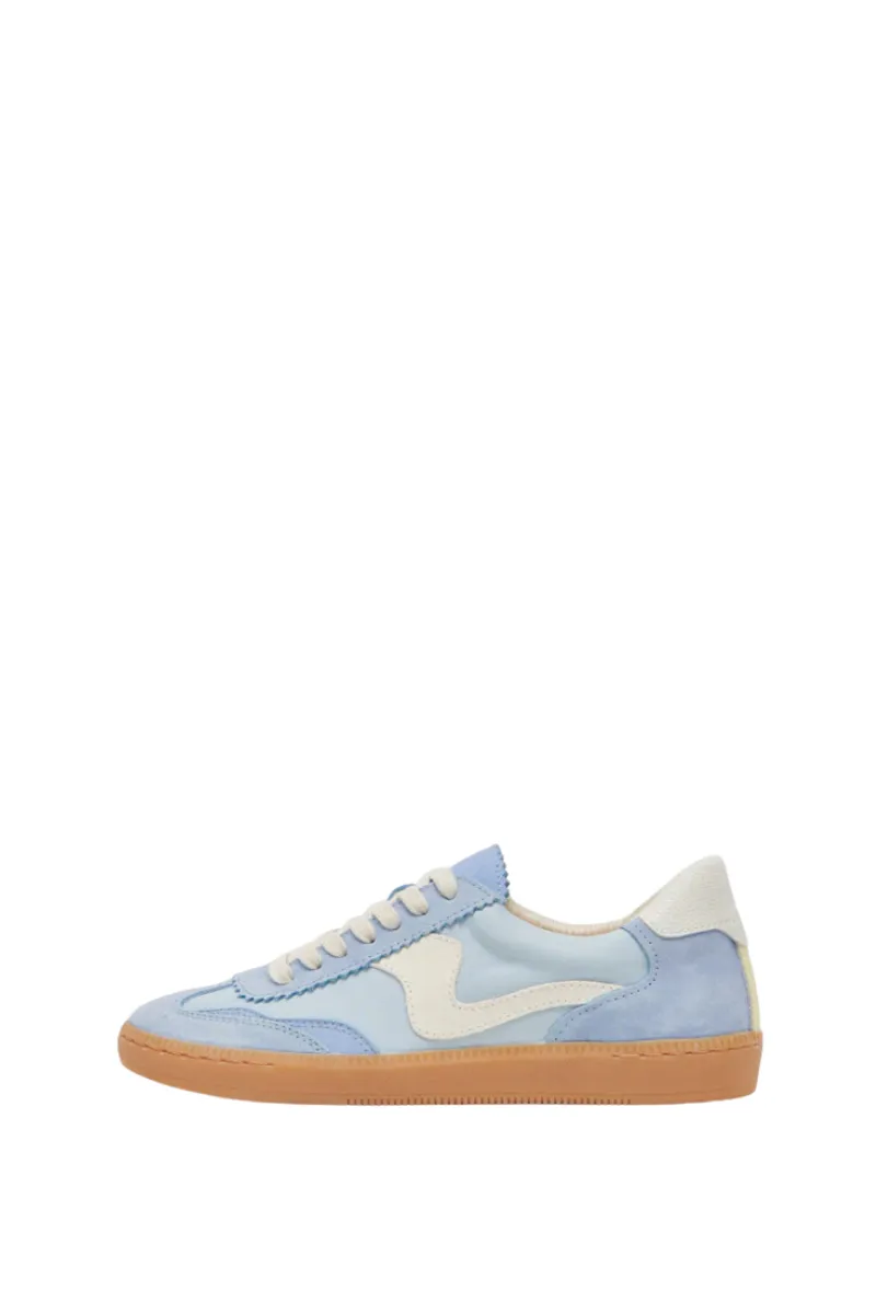 Notice Sneakers