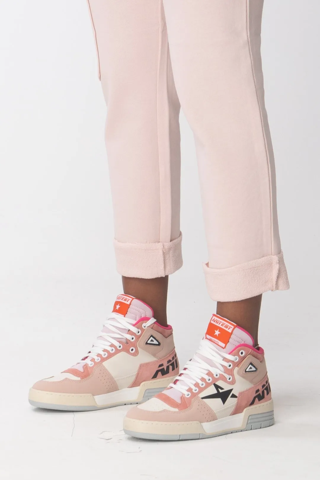 Rally Sneakers