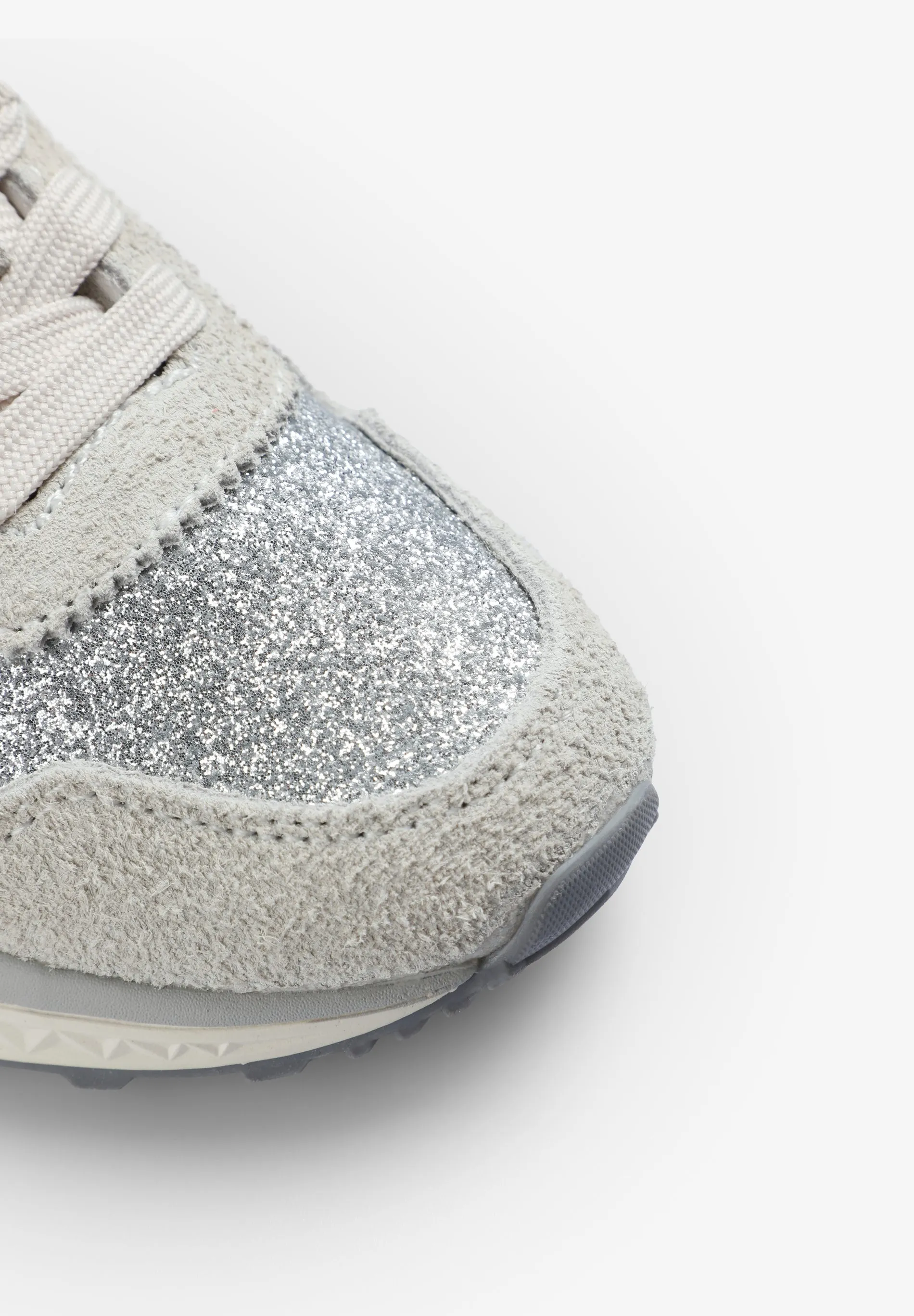 SAPATILHAS COM GLITTER