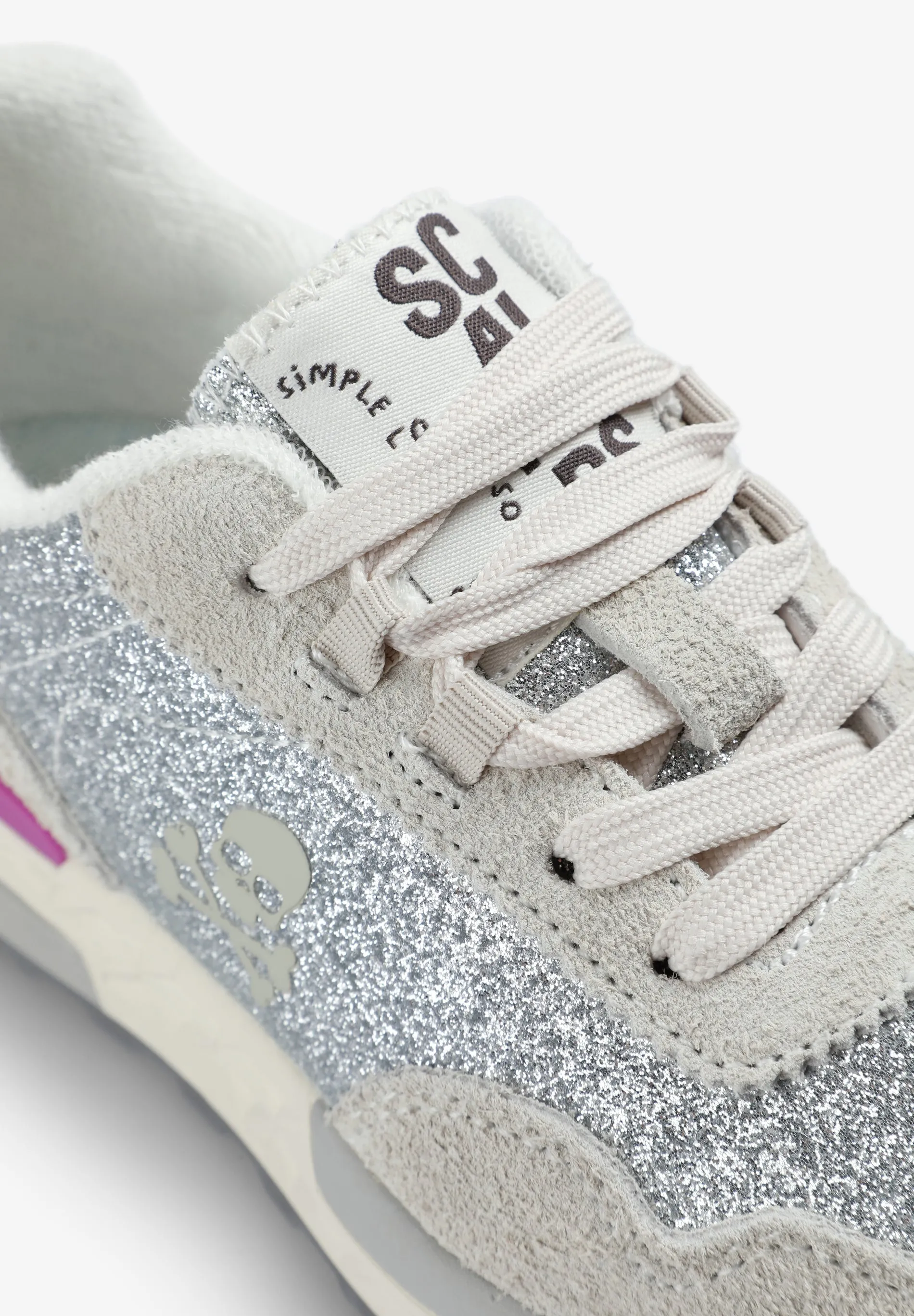 SAPATILHAS COM GLITTER
