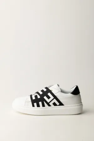 Sneakers con Fascia Logata a Contrasto