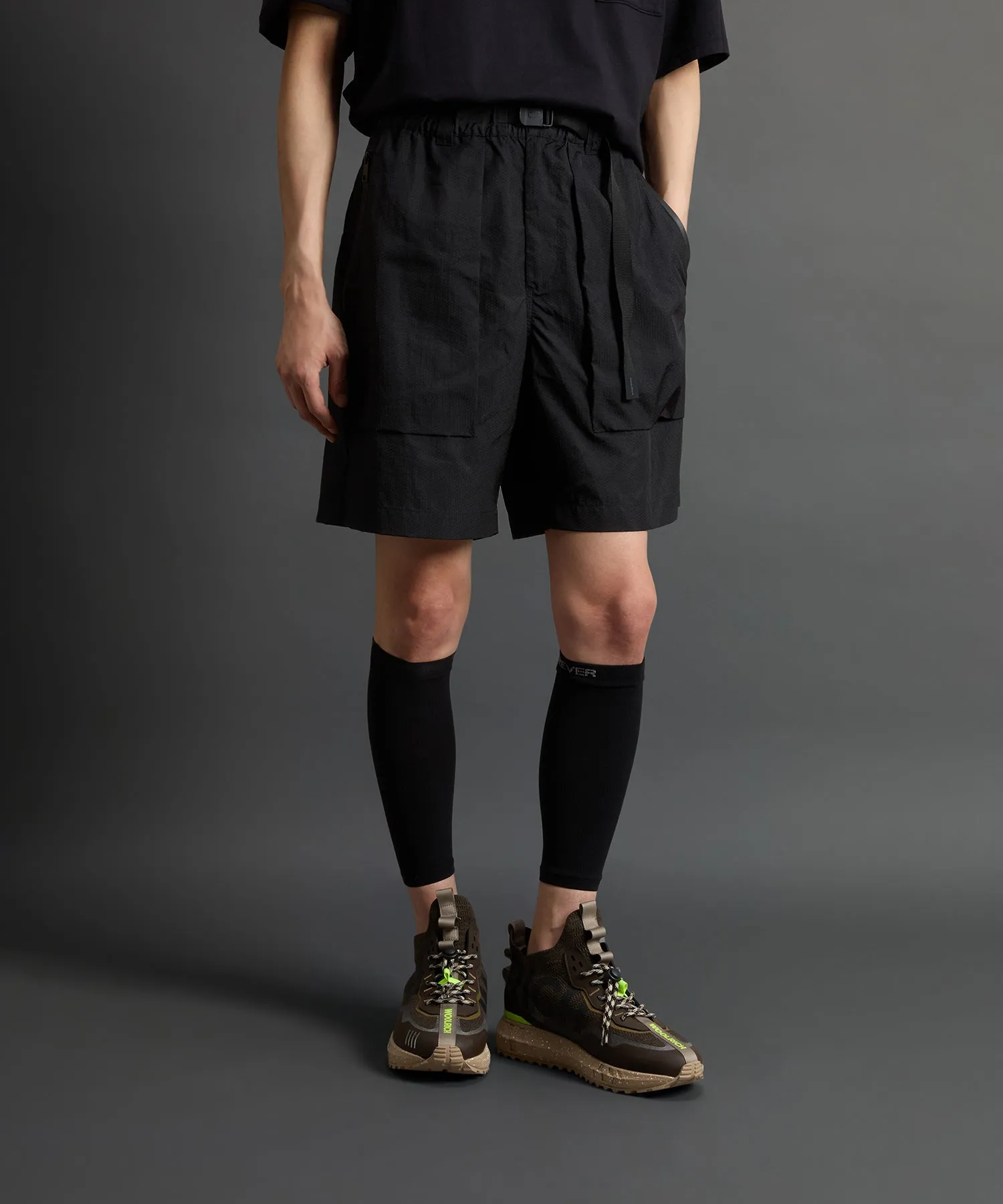 Todd Snyder x Woolrich Trek Short in Black