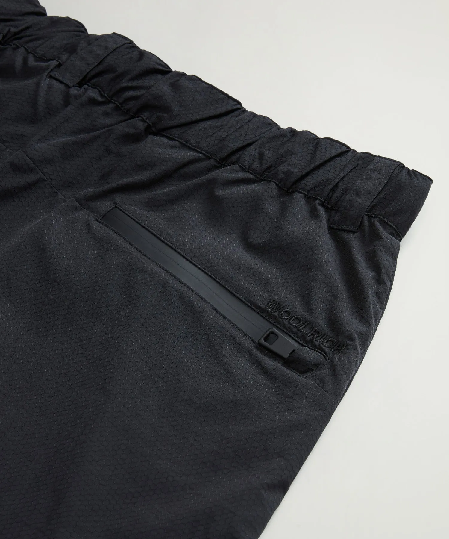 Todd Snyder x Woolrich Trek Short in Black