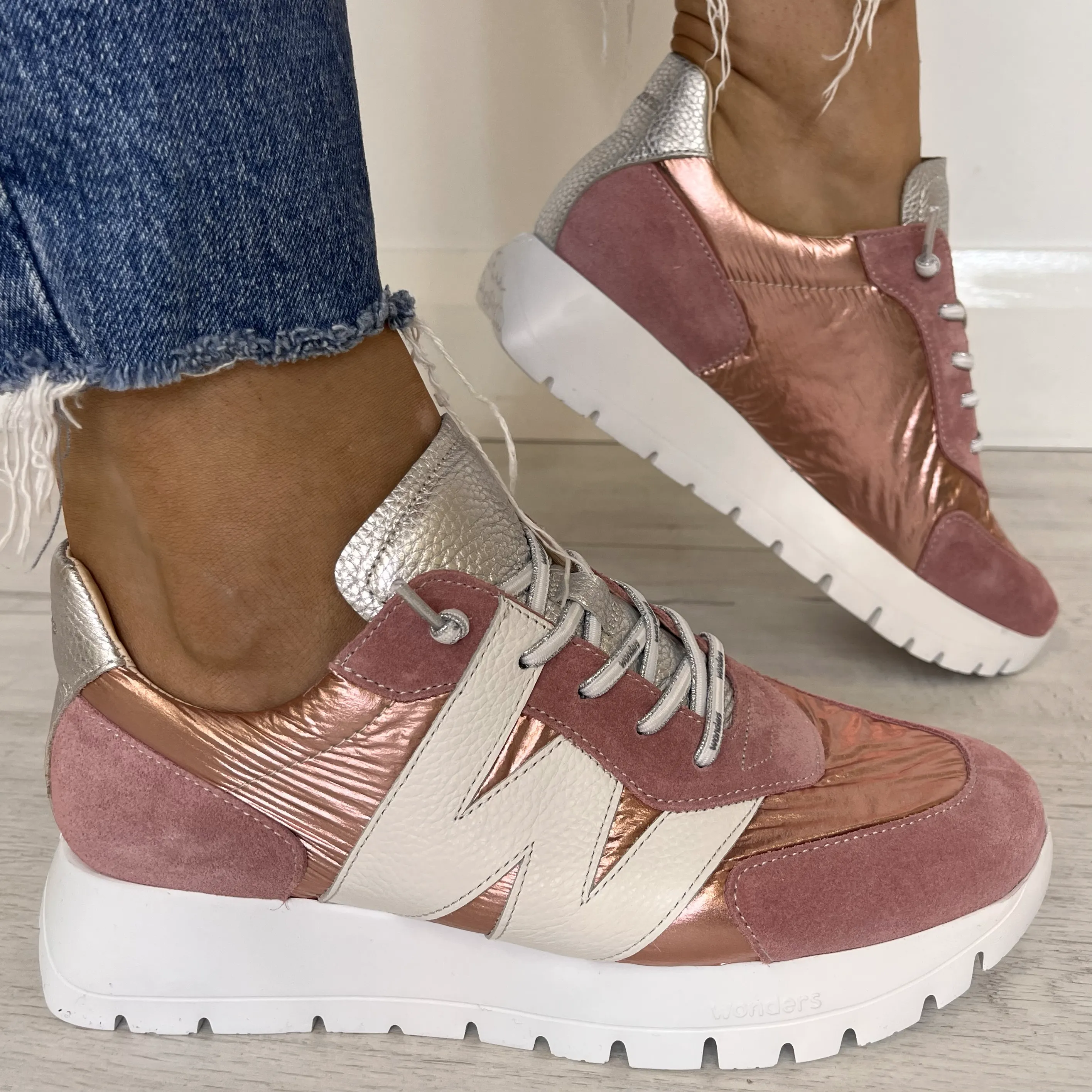 Wonders Blush & Metallic Pink Summer Sneakers