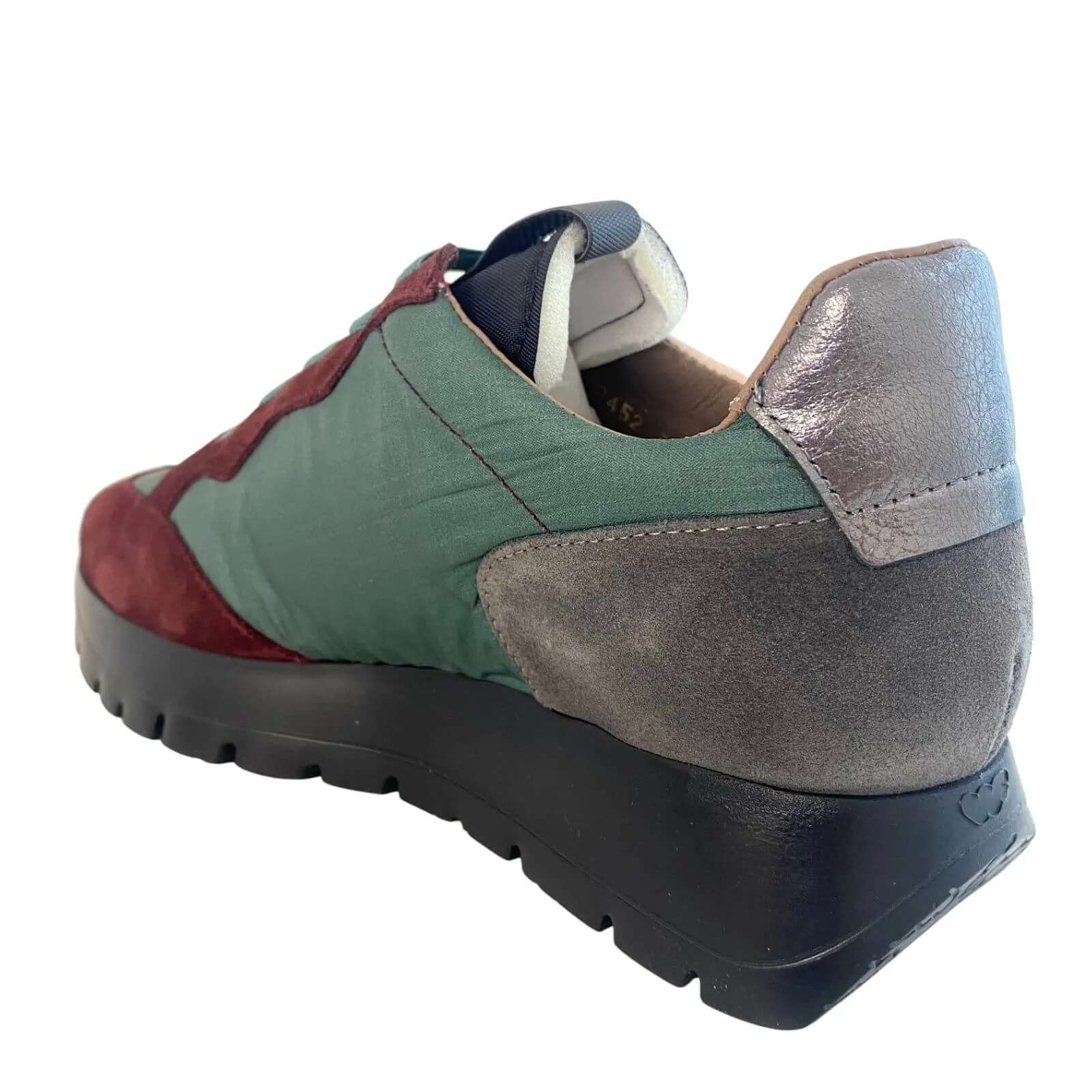 Wonders Burgundy & Teal Green Autumn Sneakers